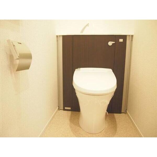 ノイグランツDの物件内観写真