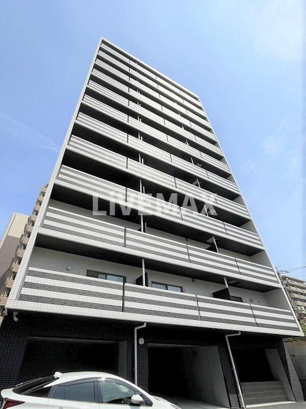 GRANDUKE代官町reversoの物件外観写真