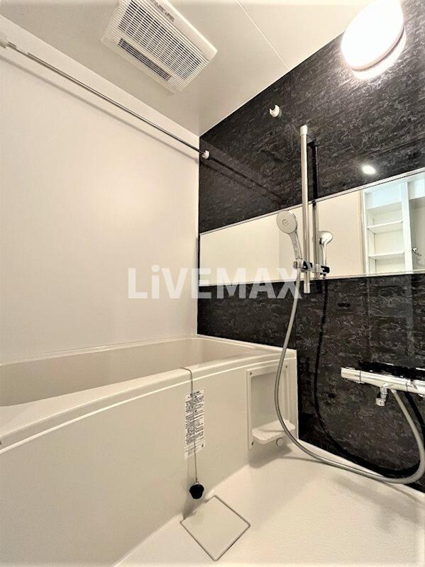 GRANDUKE代官町reversoの物件内観写真