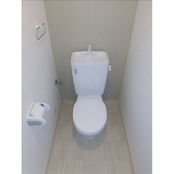 HILLS CRESTの物件内観写真