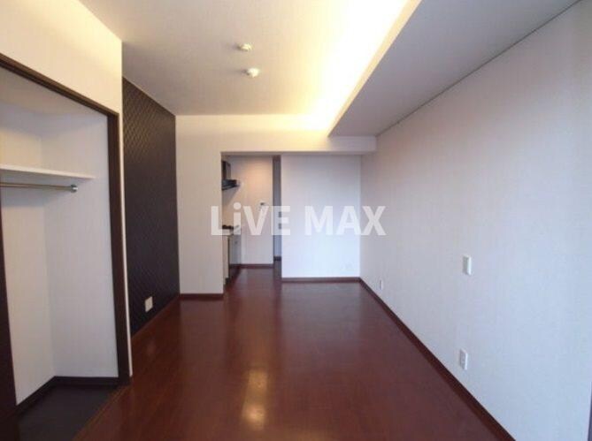 ロイジェント栄の物件内観写真