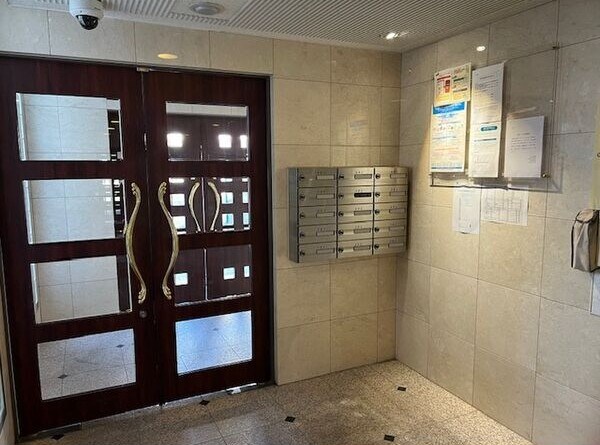 エテルナ本陣の物件外観写真