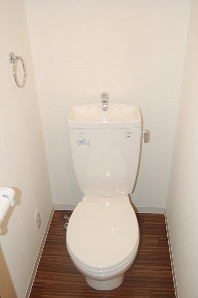 ニーズメゾン新栄の物件内観写真