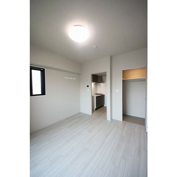 プレイズシード御器所イーストの物件内観写真