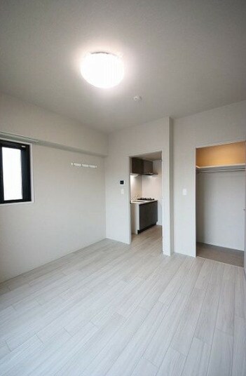 プレイズシード御器所イーストの物件内観写真