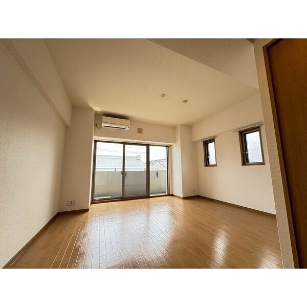 ベレーサ新瑞橋の物件内観写真