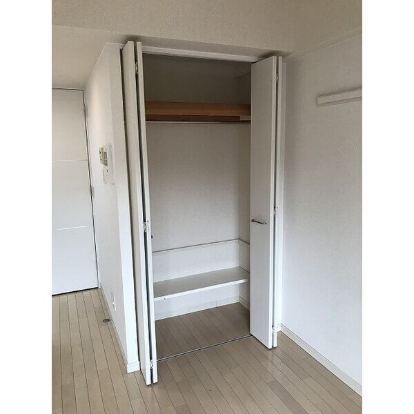 プレサンス桜通り葵の物件内観写真