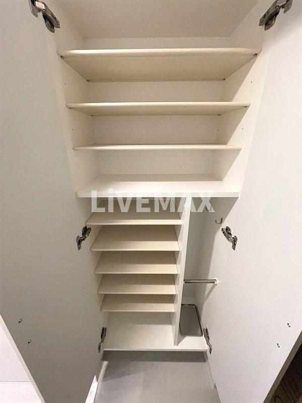 エスリード上前津テルツェの物件内観写真