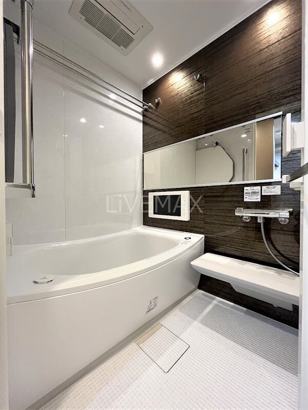 エステムプラザ名古屋UXの物件内観写真