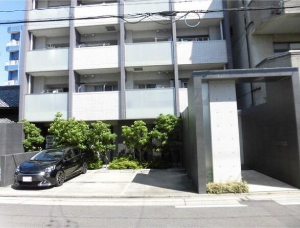 CASTELLO LUSSOの物件外観写真