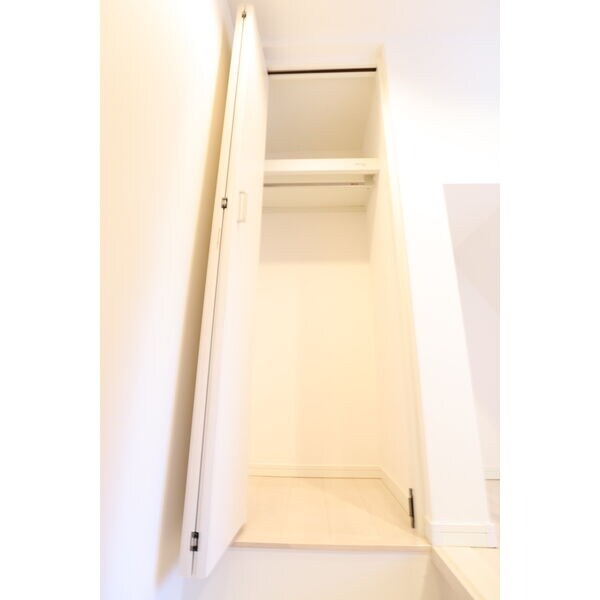 Residence Kamimaezuの物件内観写真