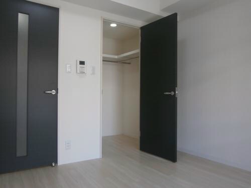 アイボリーの物件内観写真