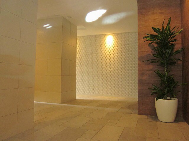 アイボリーの物件外観写真