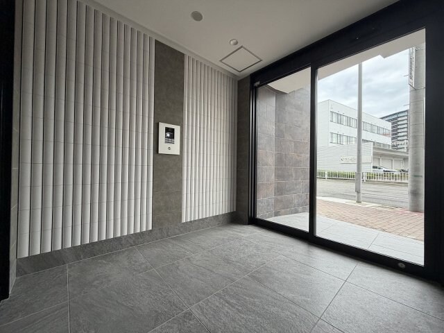 エステシア名駅の物件外観写真