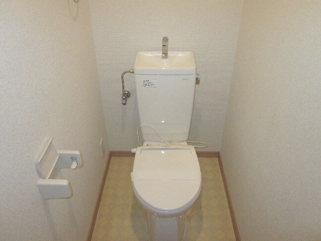 スリーウェイ金山の物件内観写真