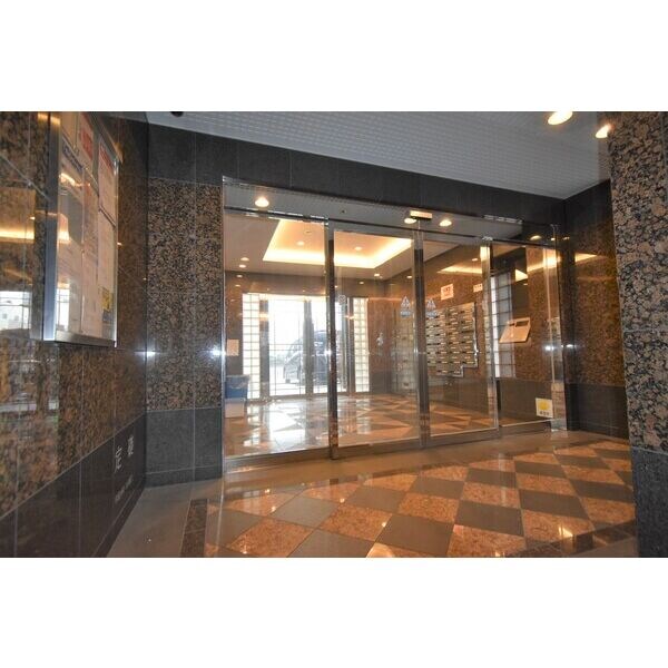 サウス名駅の物件外観写真