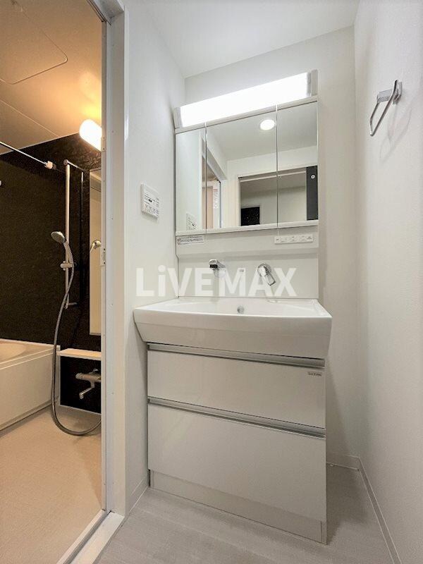 シュトルツ栄の物件内観写真