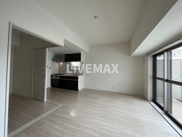 シュトルツ栄の物件内観写真