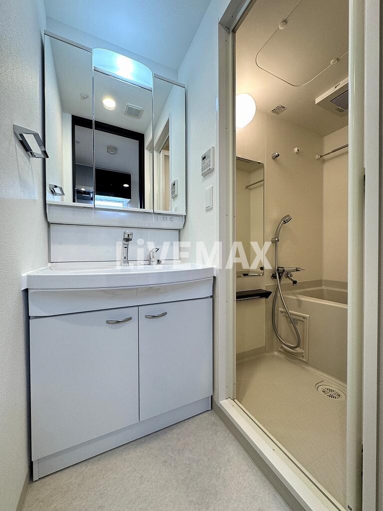 エステムコート名古屋　TWIN　EASTの物件内観写真