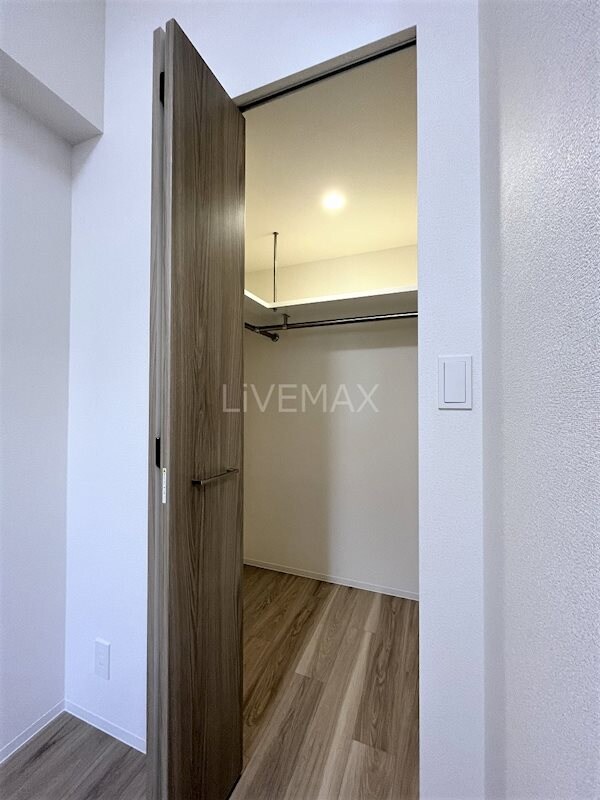 プレサンスTHE高岳の物件内観写真