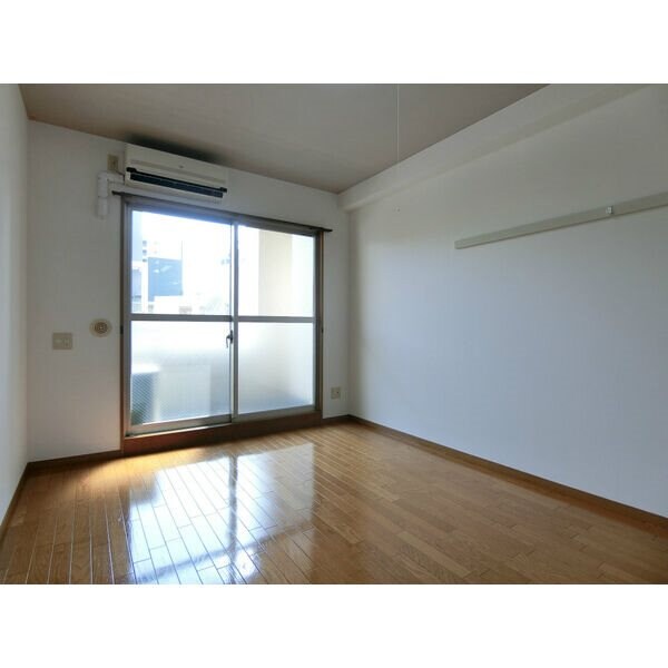 コンフォルト鶴舞の物件内観写真