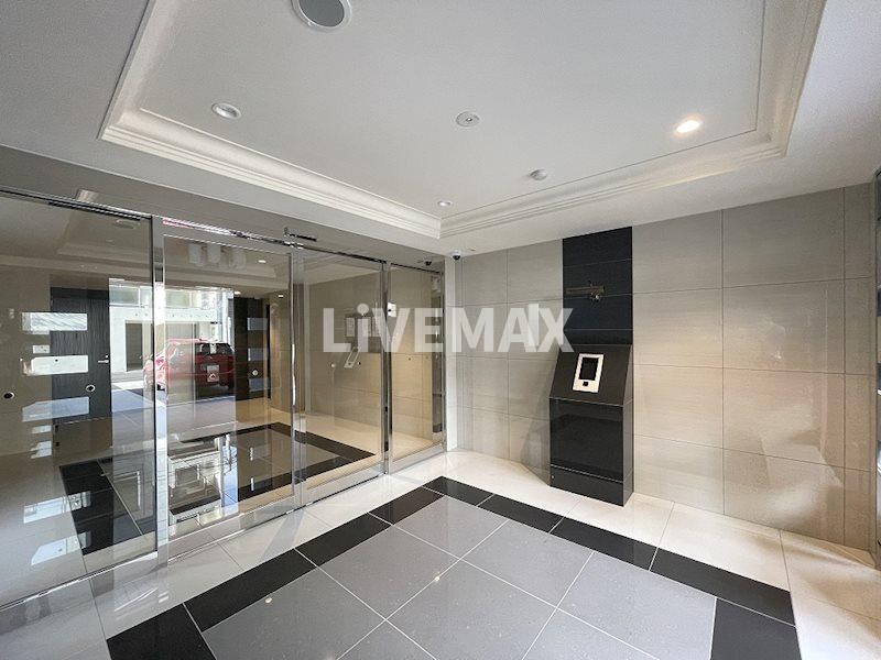 GRANDUKE千代田regariaの物件外観写真