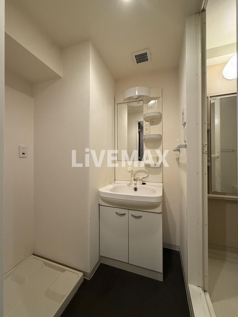 アマーレ東海通の物件内観写真