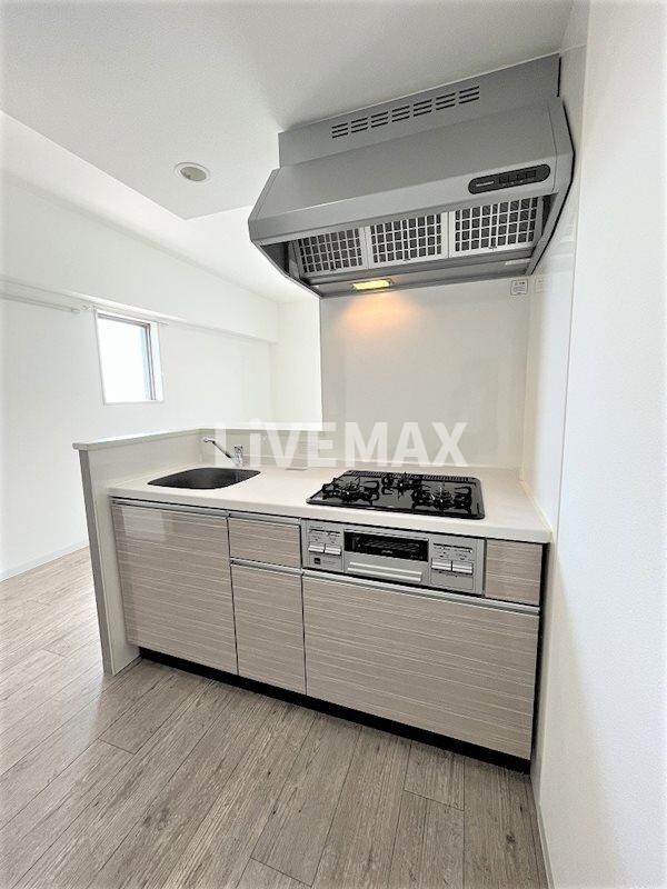 グランパークタワーの物件内観写真