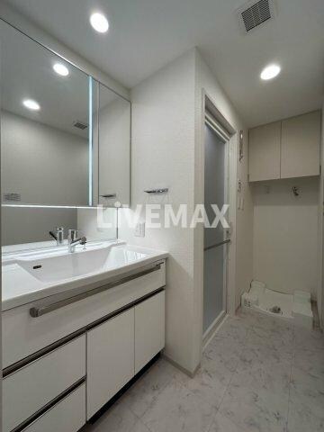 エステムプラザ名古屋UXの物件内観写真