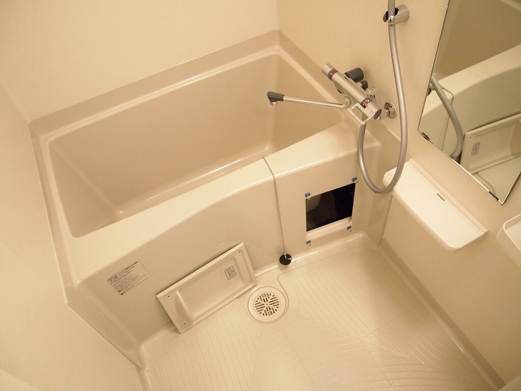 プレサンス上前津グレースの物件内観写真