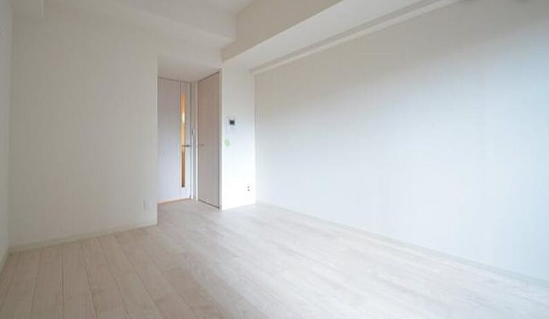 プレサンス丸の内城雅の物件内観写真