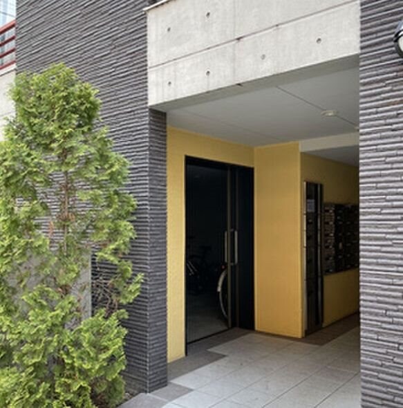 Branche上前津の物件外観写真