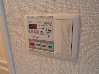 プレサンス桜通グレイスの物件内観写真