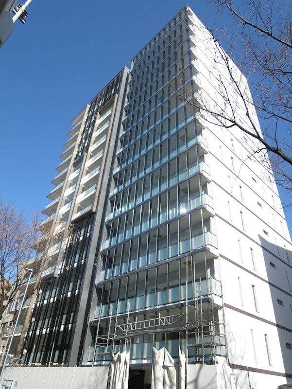 ファーストレジデンス栄の物件外観写真