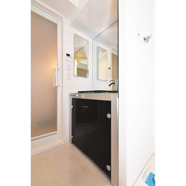 ファーストレジデンス栄の物件内観写真