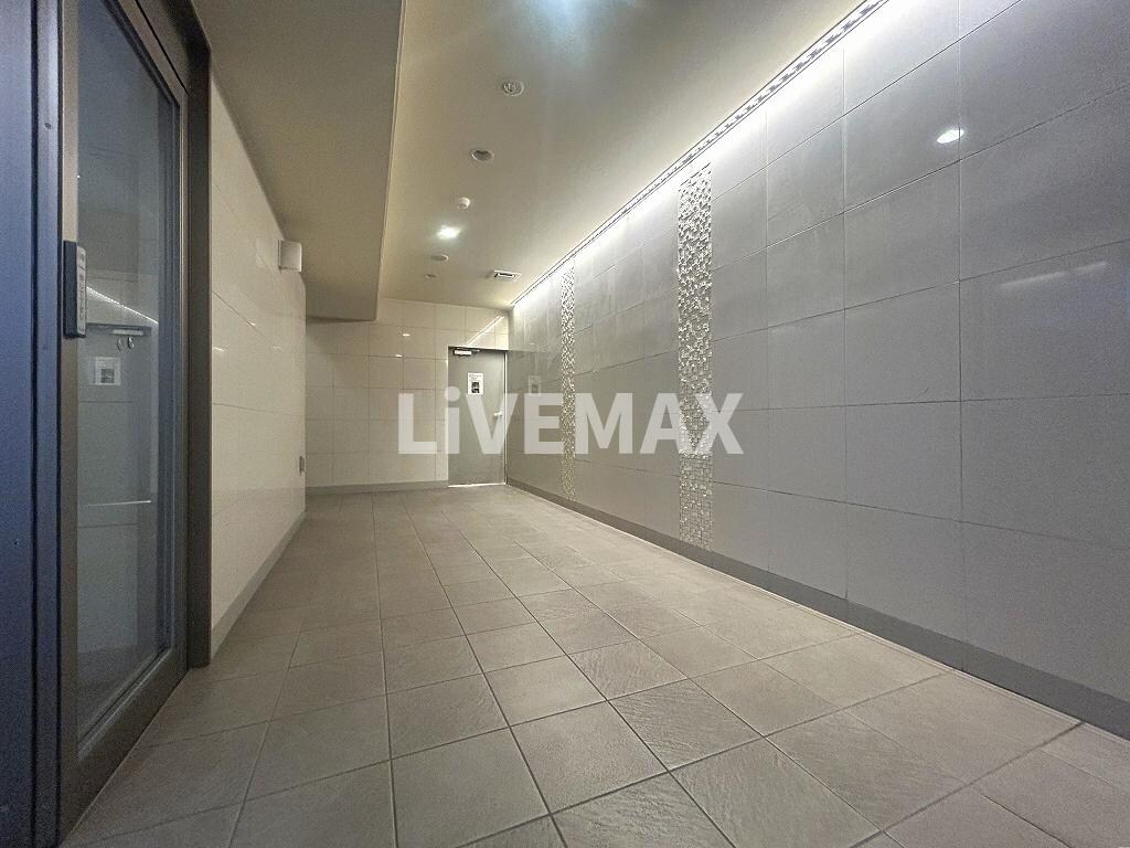 ランドハウス泉の物件外観写真