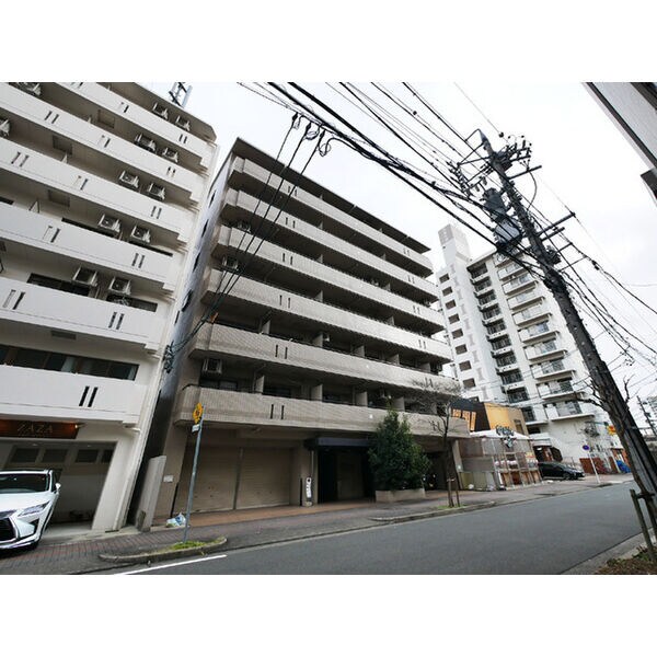 佐藤マンションの物件外観写真