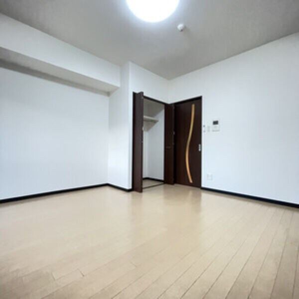 ピースプレイス牛巻の物件内観写真