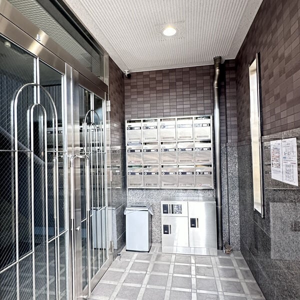 プランドール中村公園の物件外観写真