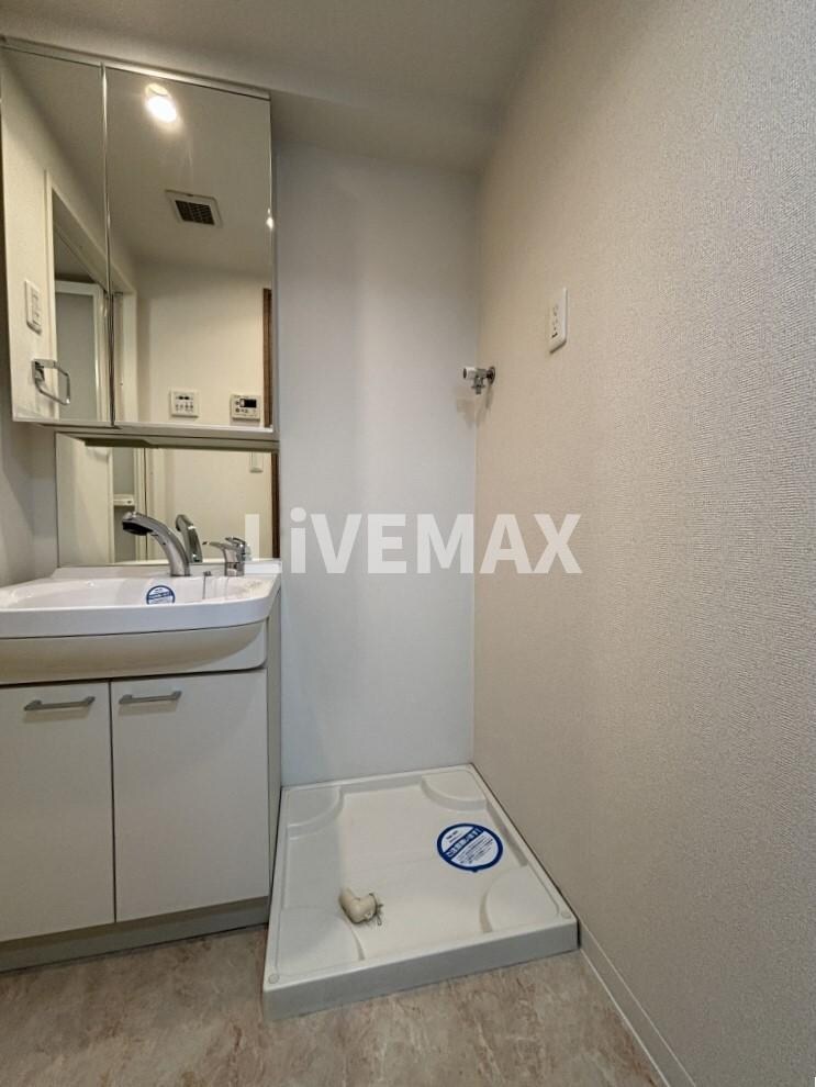 UURコート名古屋名駅の物件内観写真