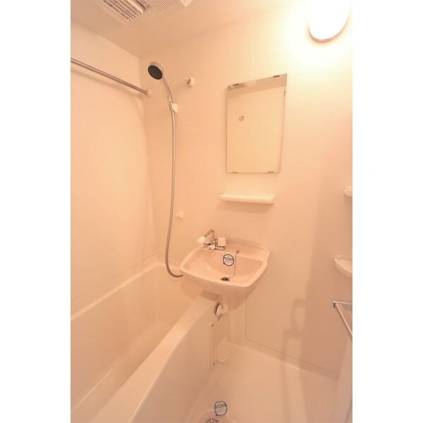 RIDGE堀田の物件内観写真