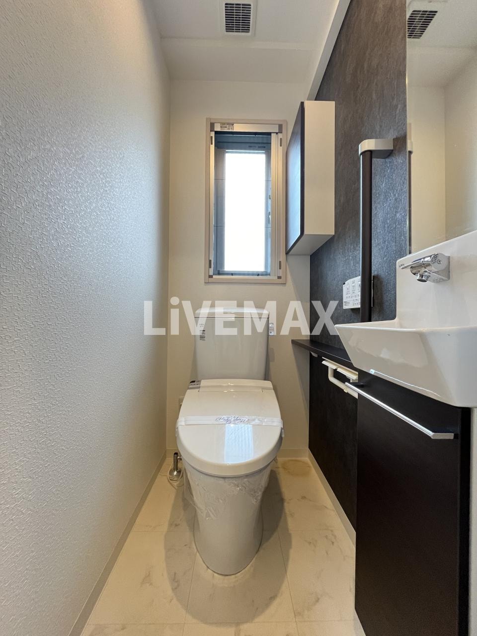 セレニティー名駅の物件内観写真