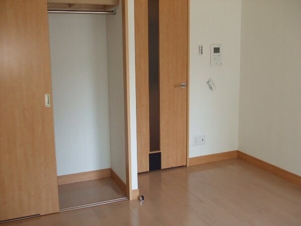 ライブコート泉の物件内観写真