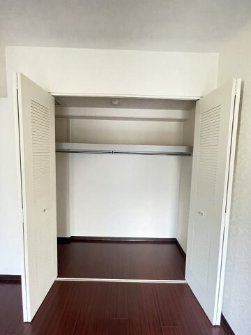 プレザン新神戸の物件内観写真