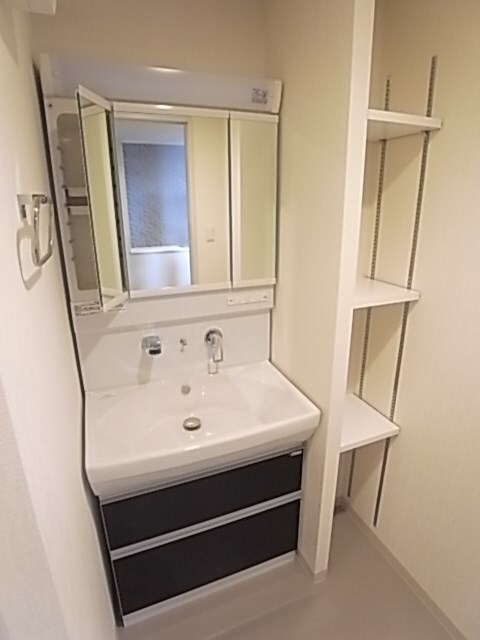 ファルマシアントアロードの物件内観写真