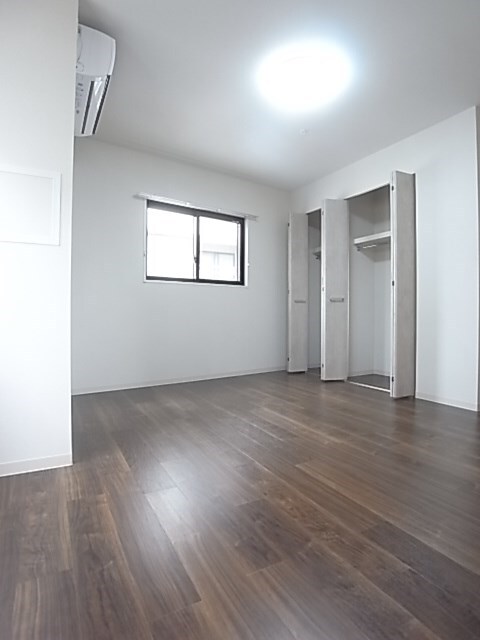 ファルマシアントアロードの物件内観写真