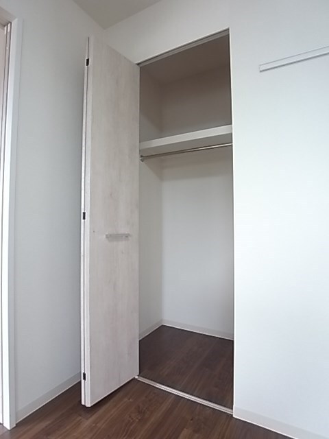 ファルマシアントアロードの物件内観写真