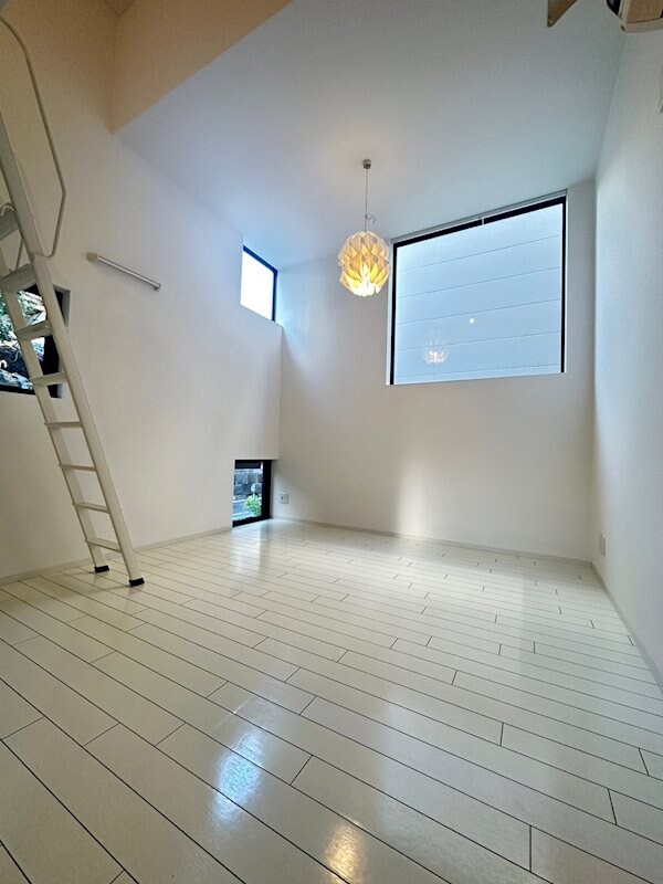 パロス山本通りの物件内観写真