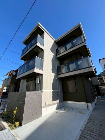 グラン アルベロの物件外観写真