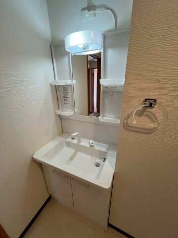 西宮北口駅 徒歩4分 2階の物件内観写真